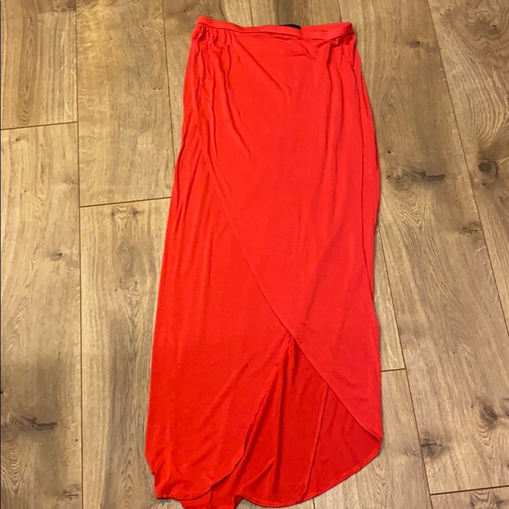 Mossimo tulip hem maxi skirt